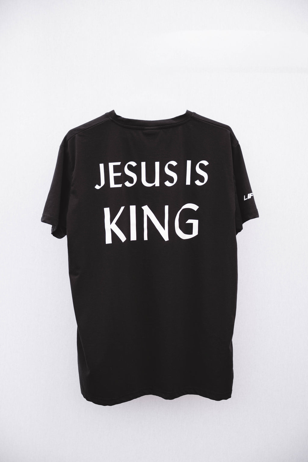 Jesus Is King – Signature Tee