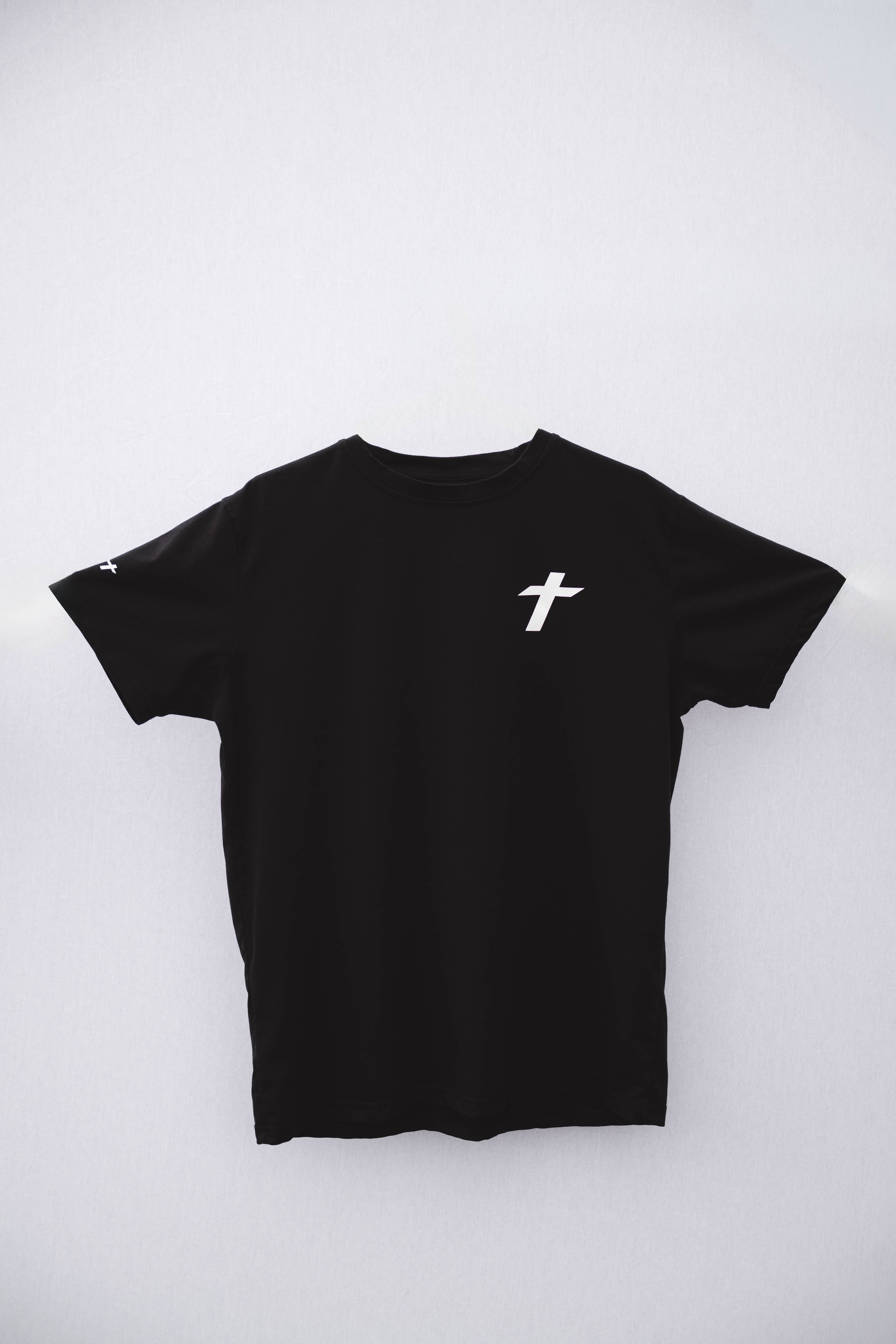 Jesus Is King – Signature Tee
