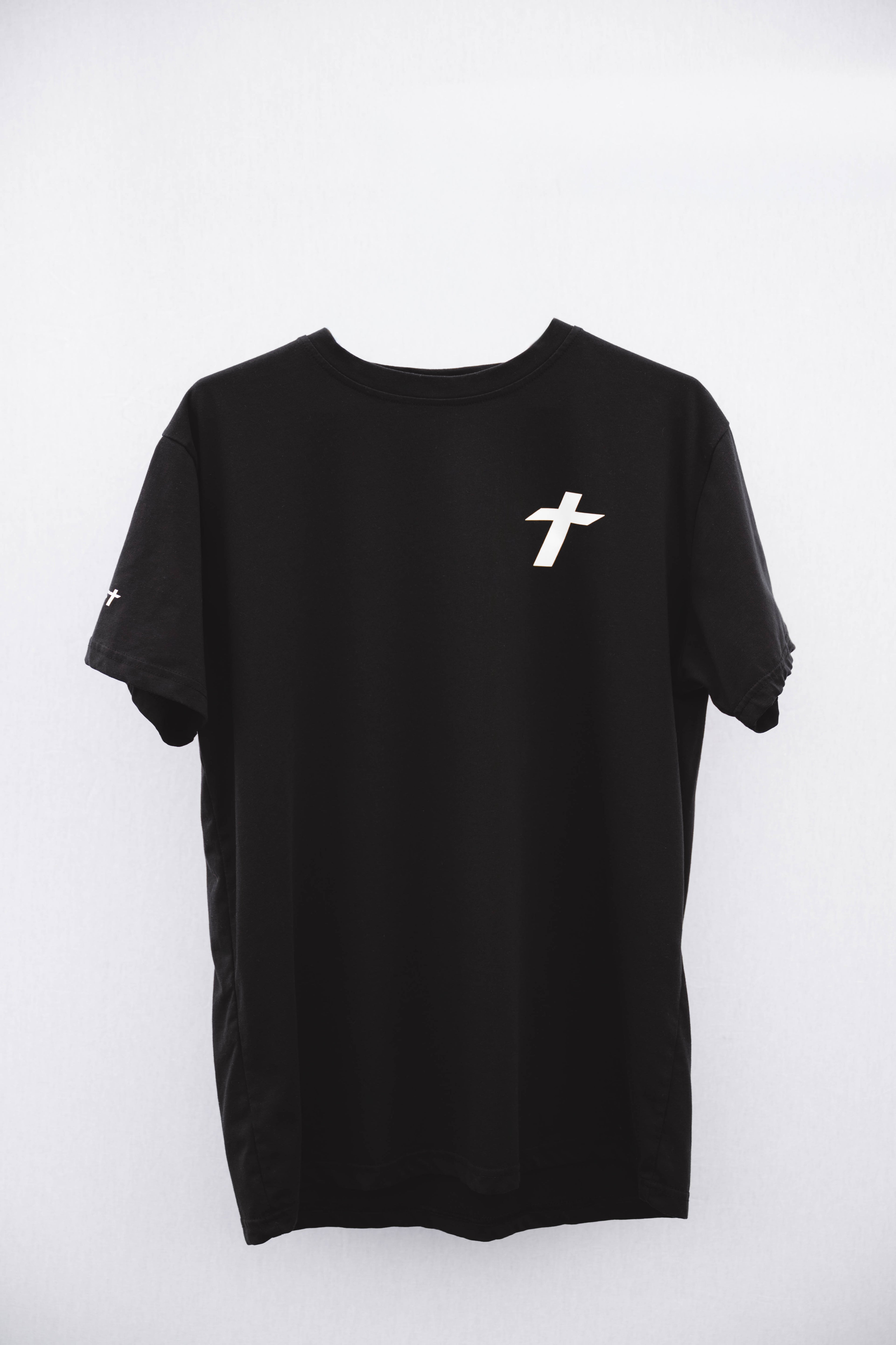 Jesus Is King – Signature Tee