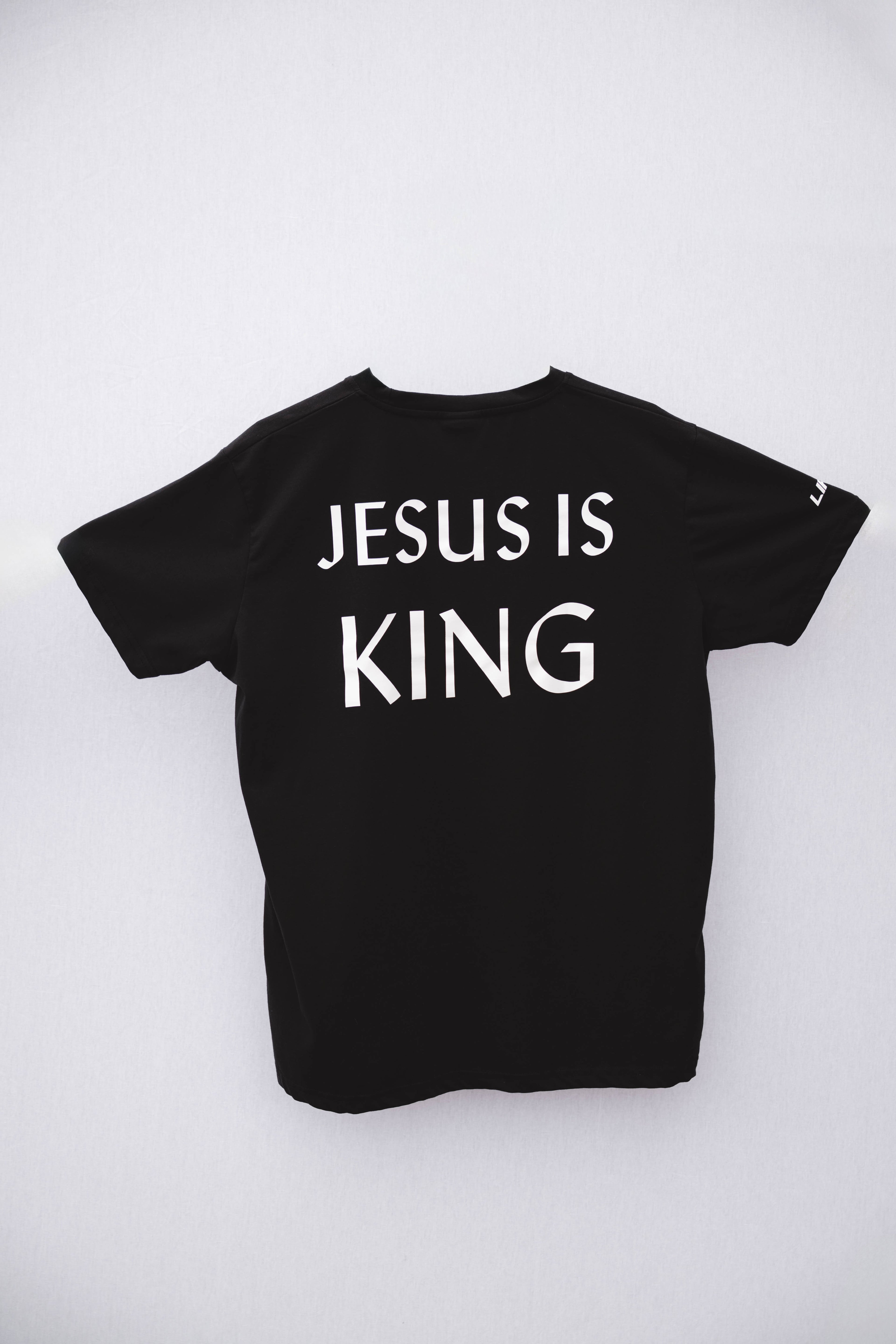 Jesus Is King – Signature Tee
