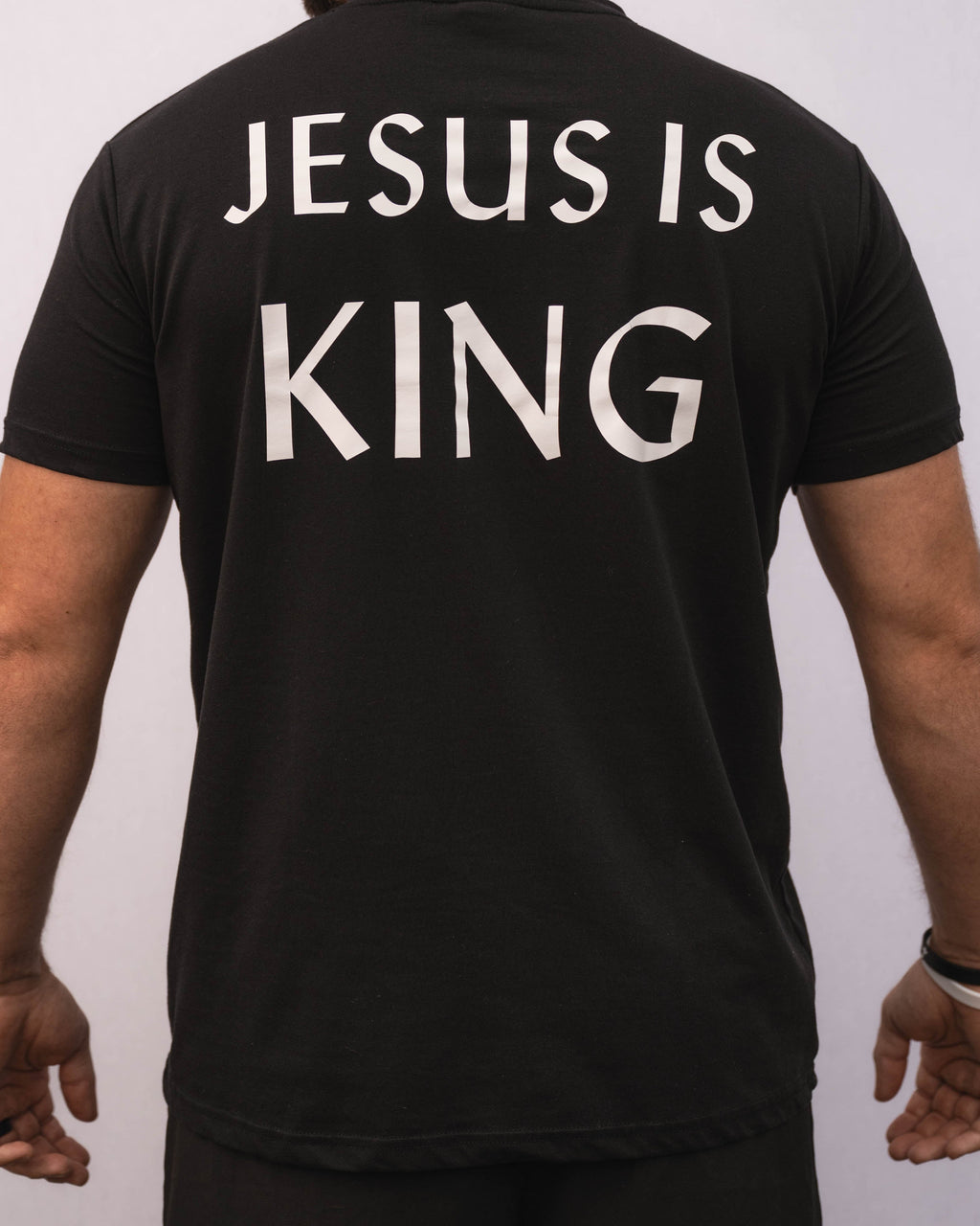 Jesus Is King – Signature Tee